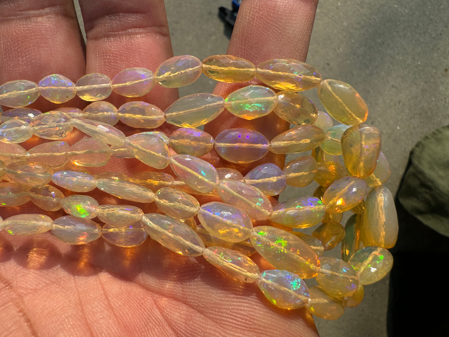 Yellow OPAL Faceted Rice Krispies