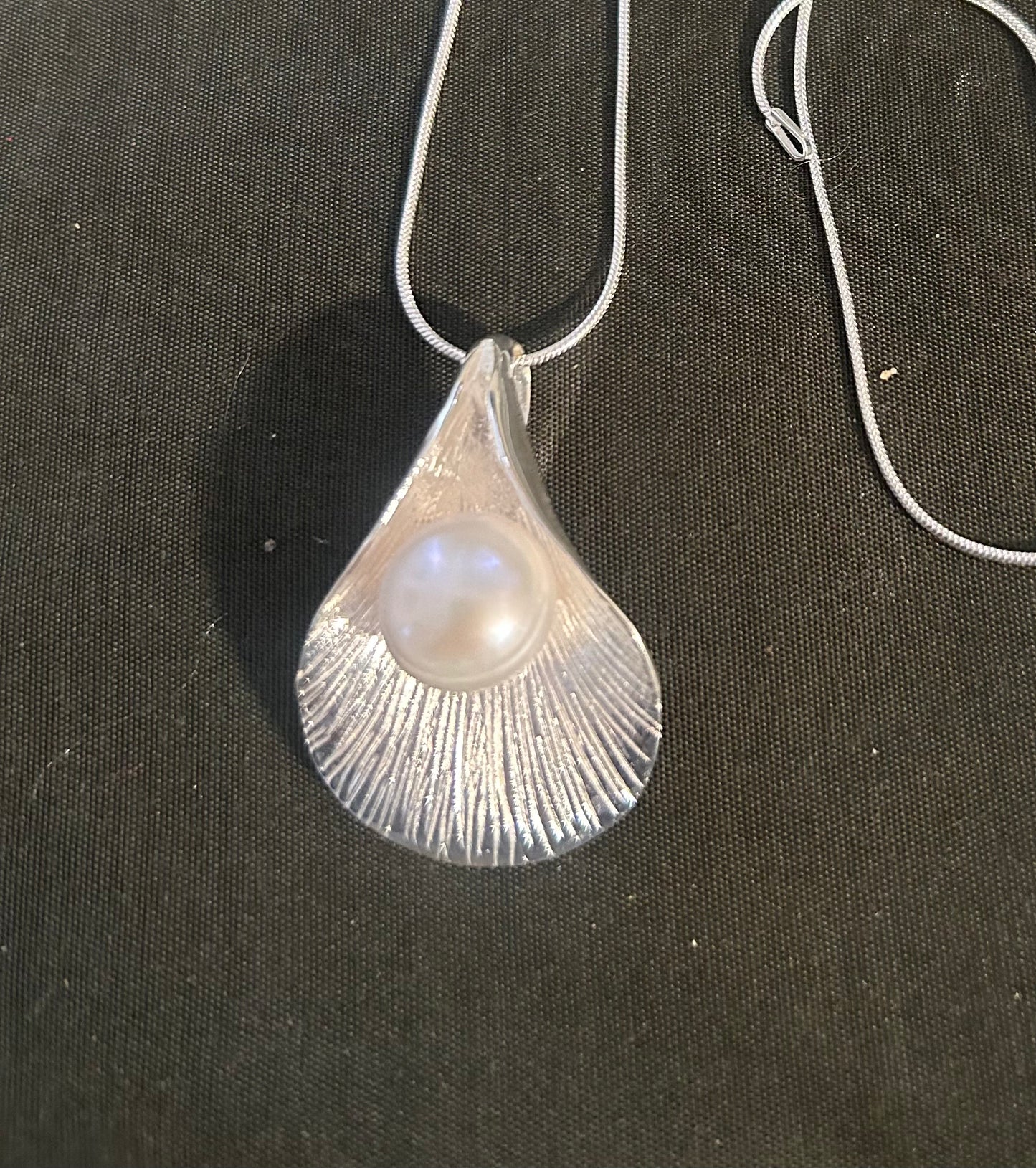 Freshwater Pearl in Silver Sea Shell Pendant
