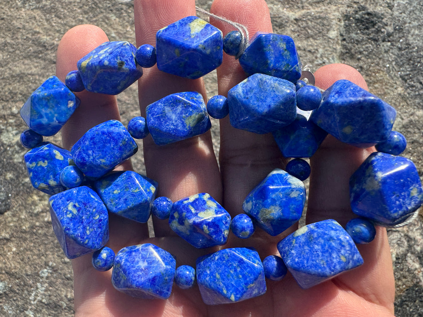 LAPIS LAZULI (Afghanistan) Fancy Cut Stretch Bracelet