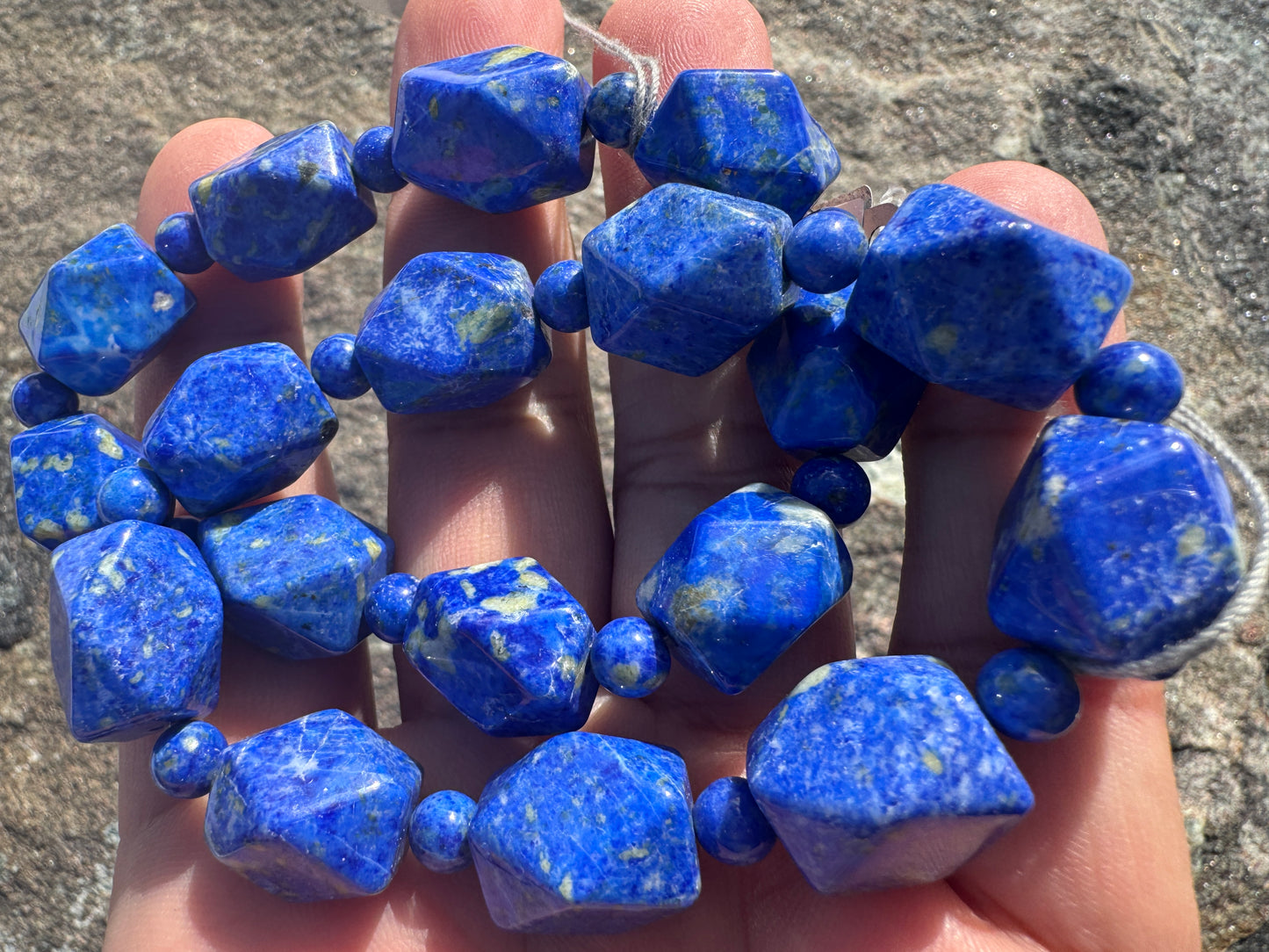 LAPIS LAZULI (Afghanistan) Fancy Cut Stretch Bracelet